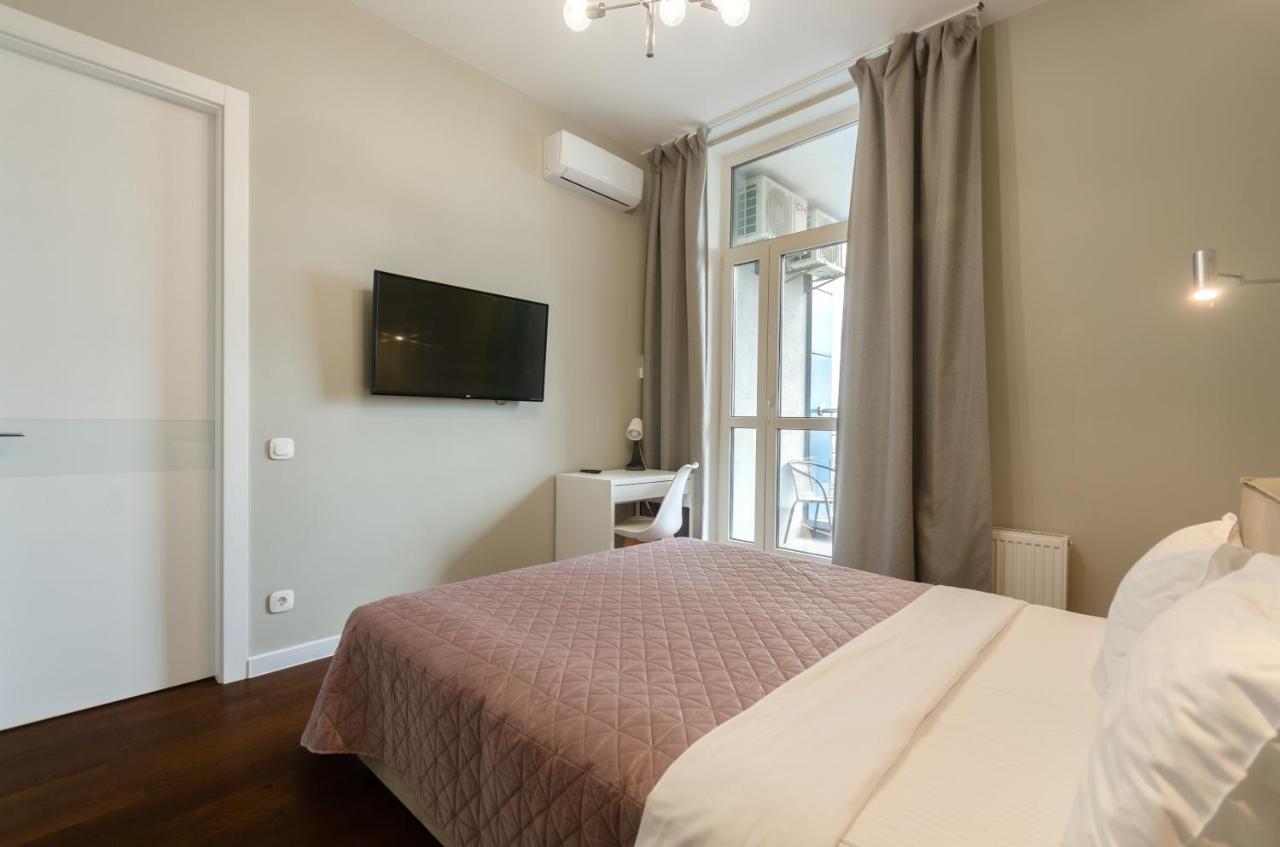 Petrovdom 408-467-471-277-377 In Central Park Cozy Apartments Kiev Buitenkant foto